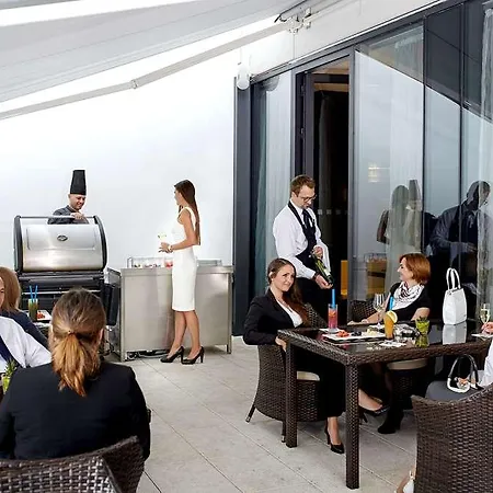 Otel Occidental Five 4*