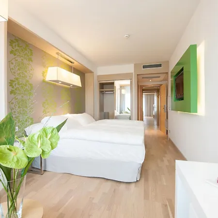 Occidental Five Hotel Prague