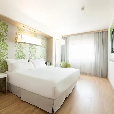 Hotel Occidental Five 4*