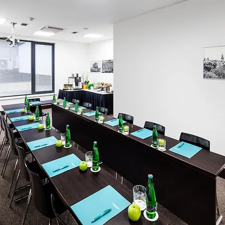 Occidental Five 4* Prague