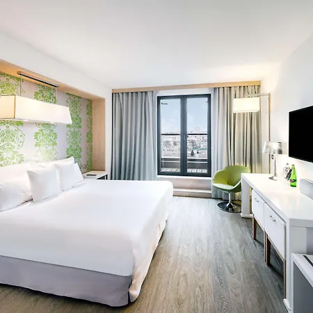 Occidental Five Hotel 4*