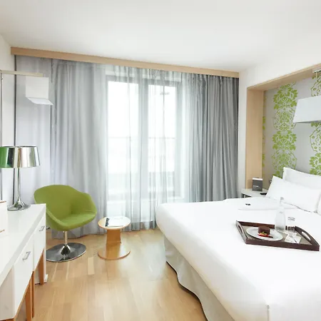 Occidental Five Hotel 4*