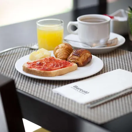 Occidental Five Hotel 4*