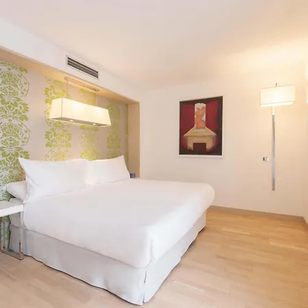 Hotel Occidental Five 4*