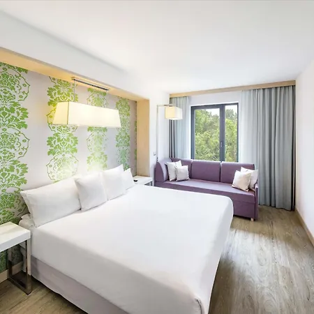 Occidental Five 4*
