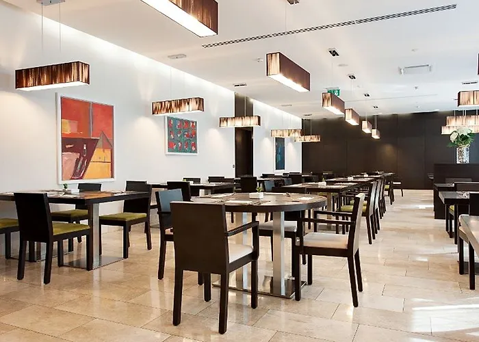 Occidental Five Praag