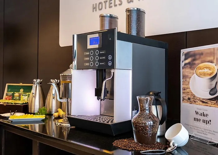 Hotel Occidental Five